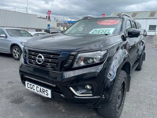 Nissan Navara 2.3 Dci N-guard Pickup Double Cab Black