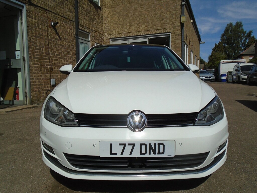 Volkswagen Golf 1.6 Tdi 110 Gt Edition Hatchback White