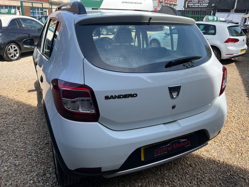 Dacia Sandero Stepway Ambiance Dci White #3