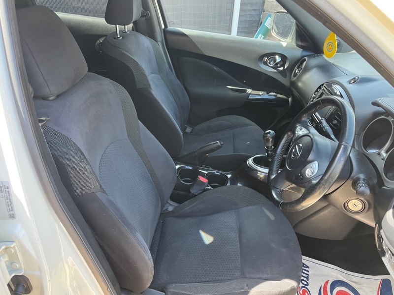Nissan Juke Acenta Premium Dig-t White #4
