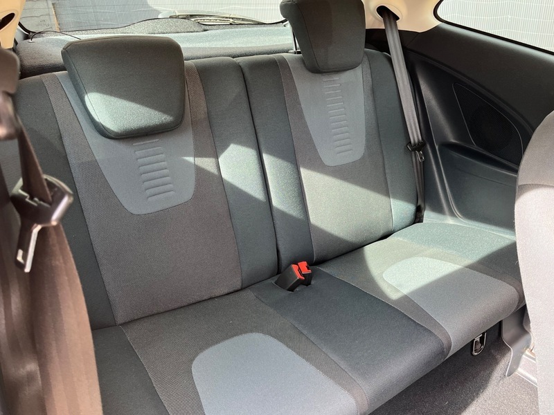 Ford KA Zetec Silver #6