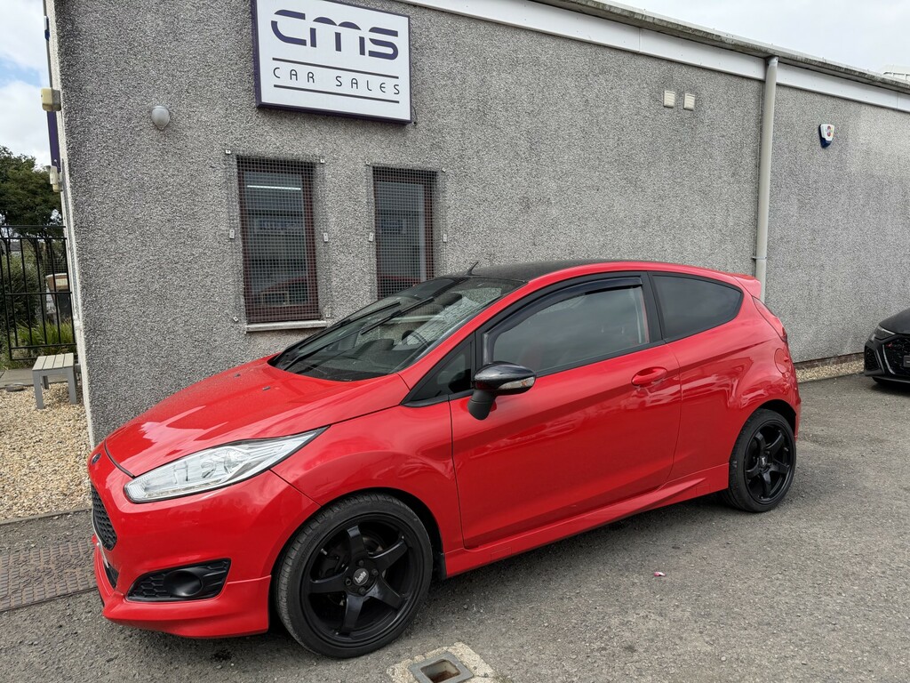 Ford Fiesta Hatchback 1.0 T Ecoboost Zetec S 2015 BJ65SZT Red