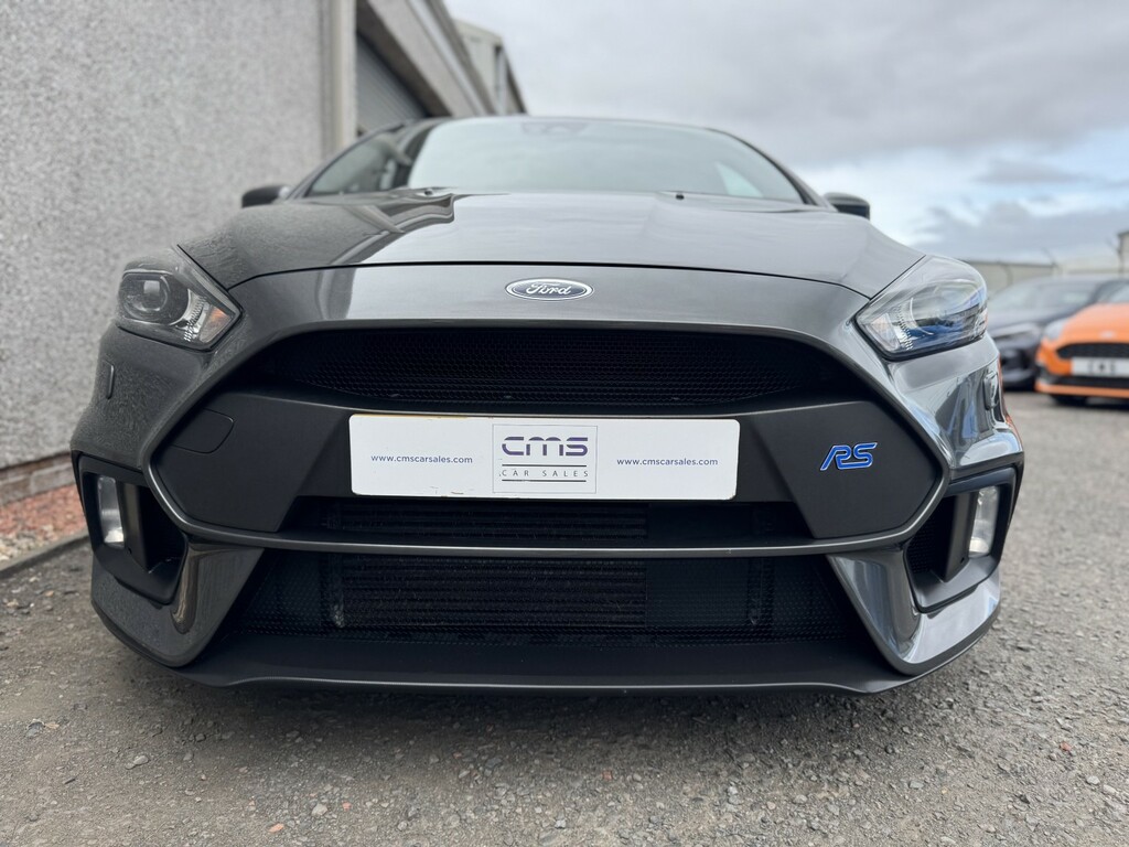 Ford Focus Hatchback 2.3 T Ecoboost Rs 2017 BW17YBH Grey #2
