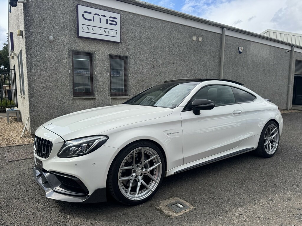 Mercedes-Benz C Class Coupe 4.0 C63 V8 Biturbo Amg 2017 White