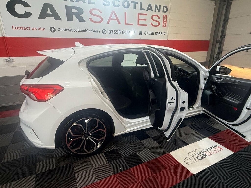Ford Focus 1.0T Ecoboost St-line X Euro 6 Ss White #4