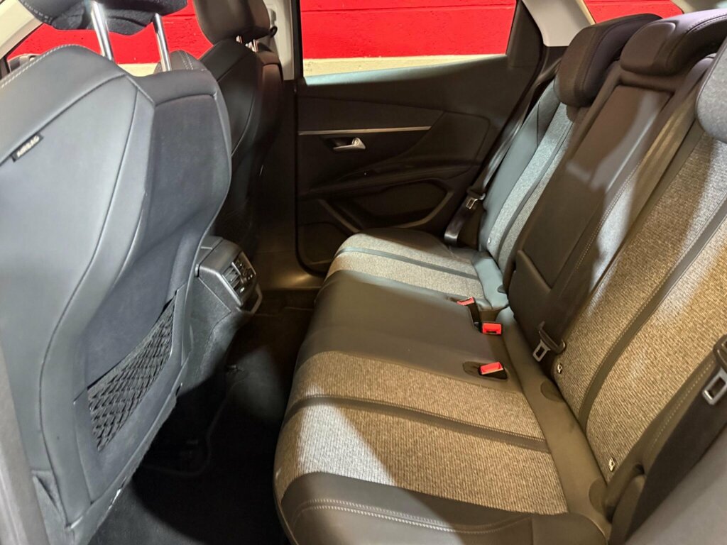 Peugeot 3008 1.2 Puretech Gt Line Premium #32