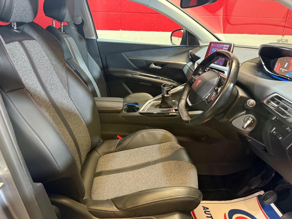 Peugeot 3008 1.2 Puretech Gt Line Premium #25