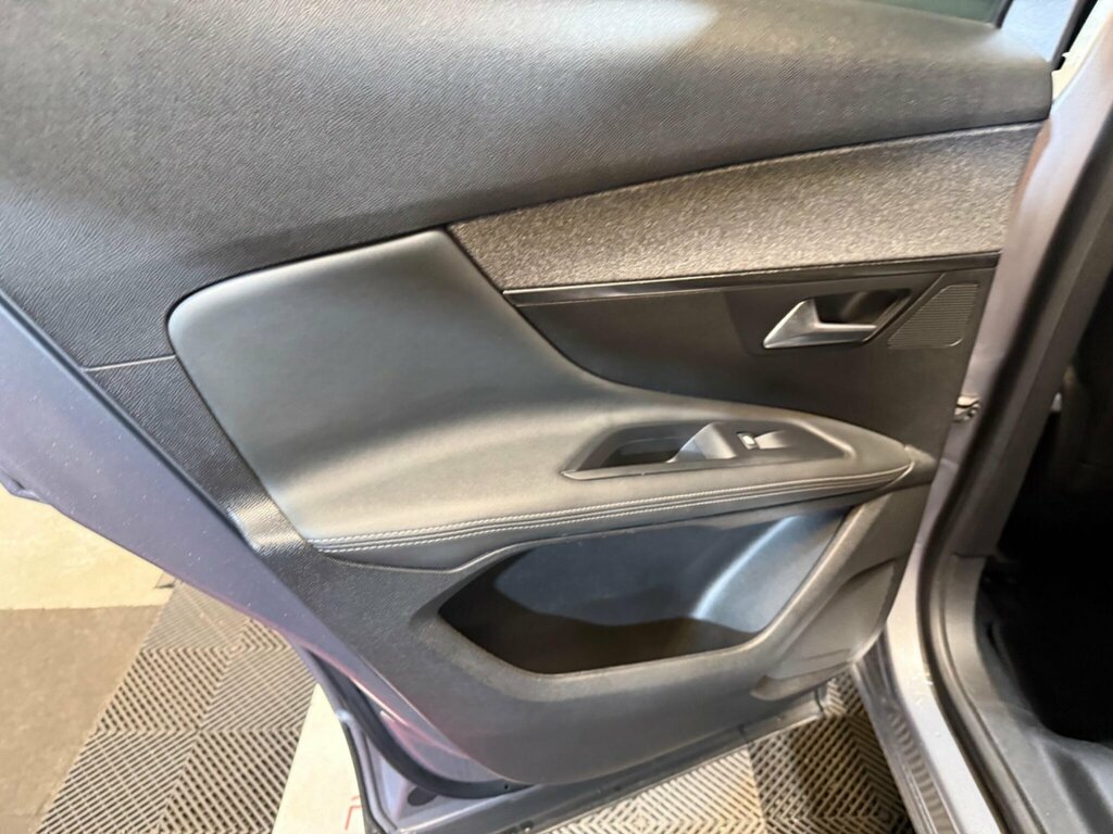 Peugeot 3008 1.2 Puretech Gt Line Premium #40