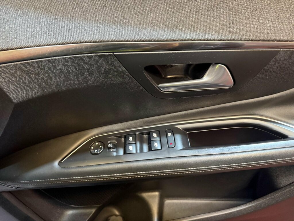 Peugeot 3008 1.2 Puretech Gt Line Premium #42