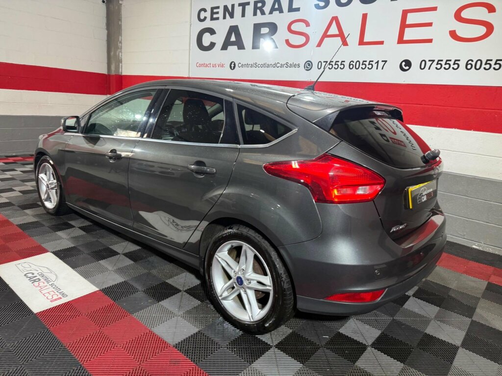 Ford Focus 1.5 Tdci Zetec Euro 6 Ss Grey #3