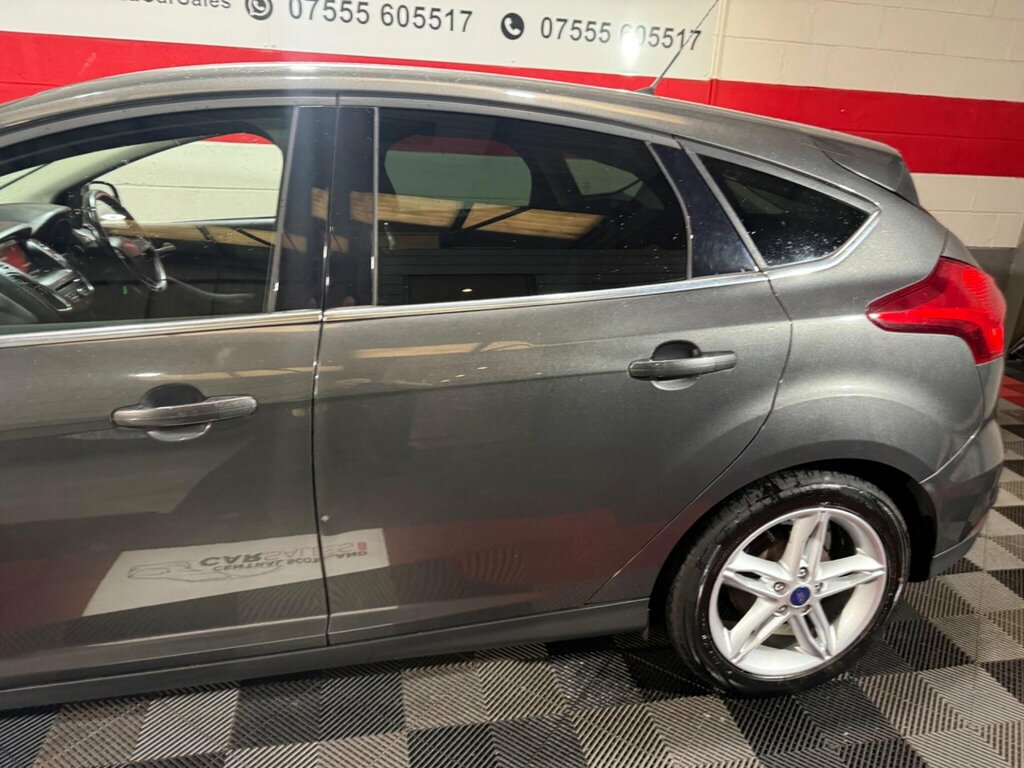 Ford Focus 1.5 Tdci Zetec Euro 6 Ss Grey #4