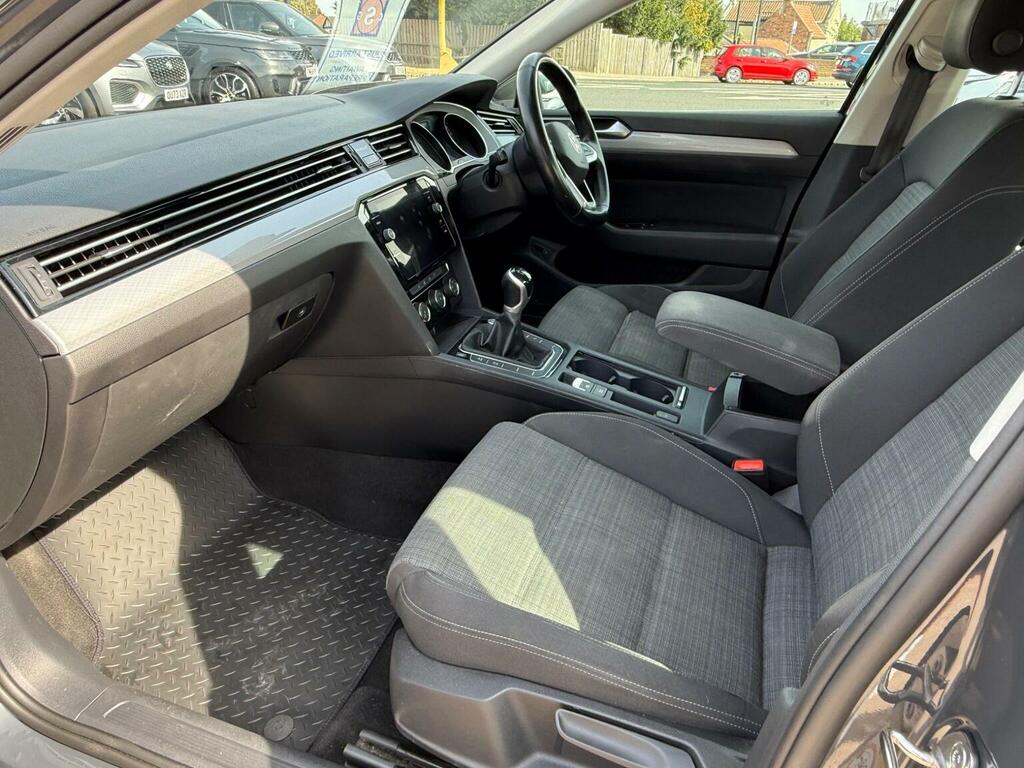 Volkswagen Passat 1.5 Tsi Evo Se Nav Euro 6 Ss Grey #5