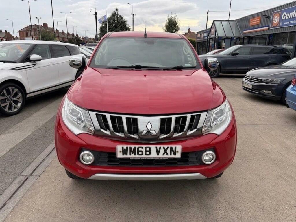 Mitsubishi L200 2.4 Di-d Dc Warrior 4Wd Euro 6 Red #2