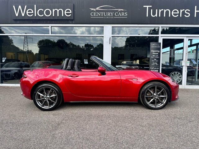 Mazda MX-5 Convertible Red #4