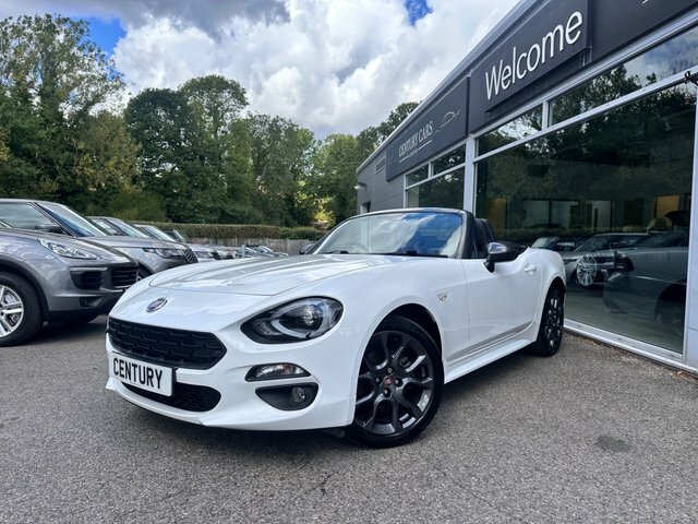 Fiat 124 Spider Convertible Black