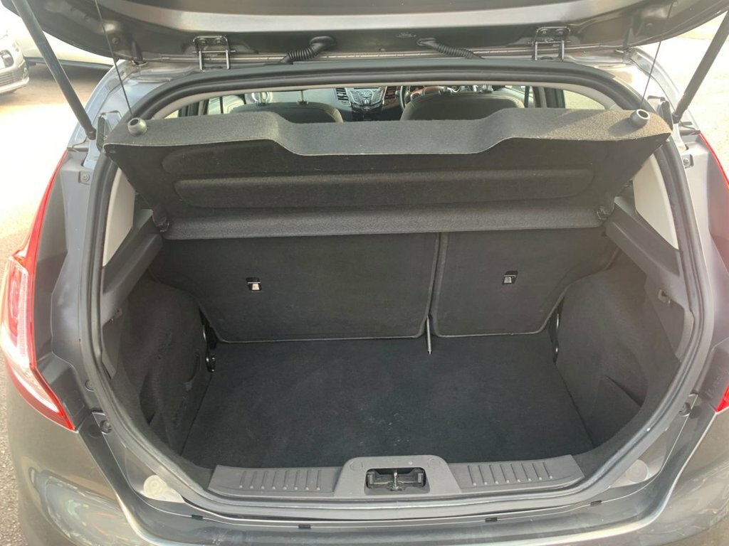 Ford Fiesta 1L Zetec Grey #4