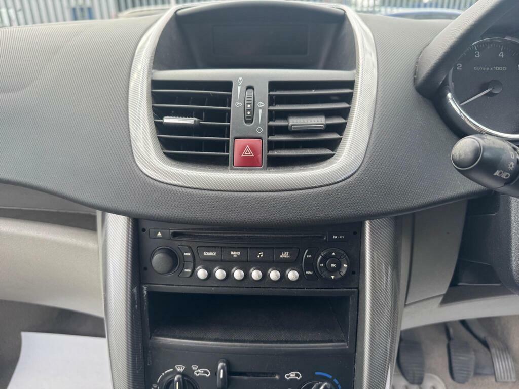 Peugeot 207 1.4 16V S Silver #16