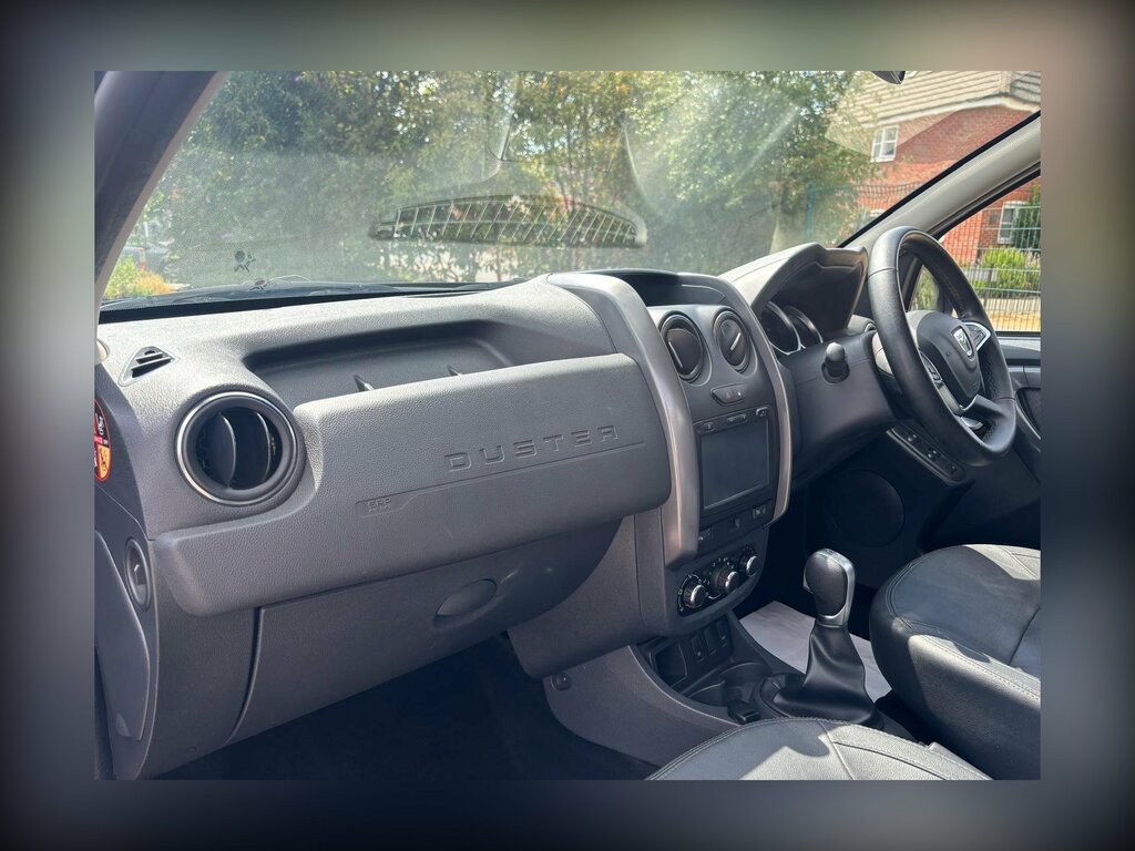Dacia Duster 1.2 Tce Laureate Suv Euro 6 Ss Silver #13