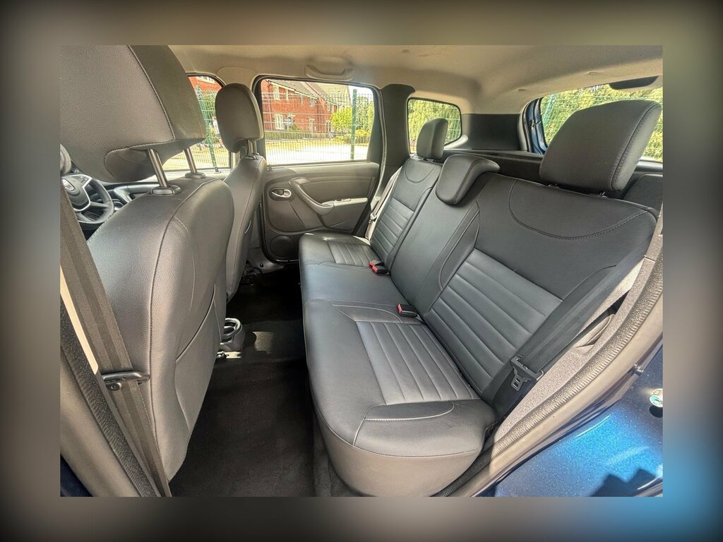 Dacia Duster 1.2 Tce Laureate Suv Euro 6 Ss Silver #16