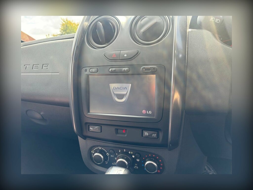 Dacia Duster 1.2 Tce Laureate Suv Euro 6 Ss Silver #36