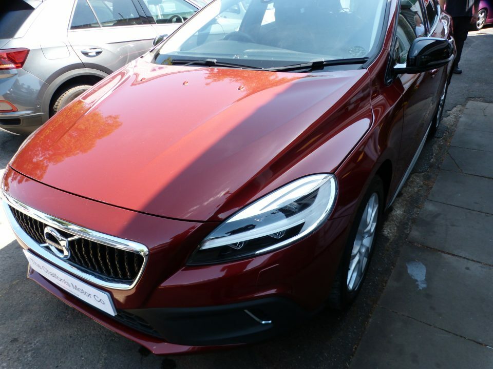 Volvo V40 Cross Country 1.5 T3 Pro Red #6