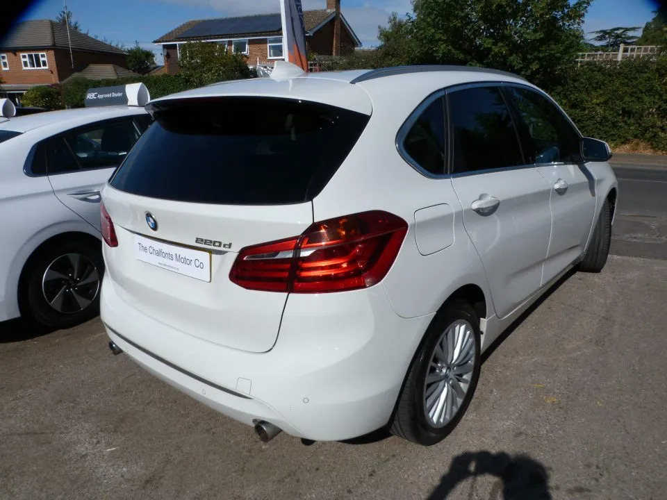 BMW 2 Series Active Tourer 2.0 Luxury Active Tourer White #3