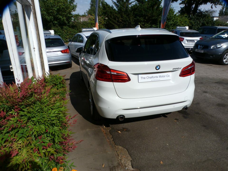 BMW 2 Series Active Tourer 2.0 Luxury Active Tourer White #5