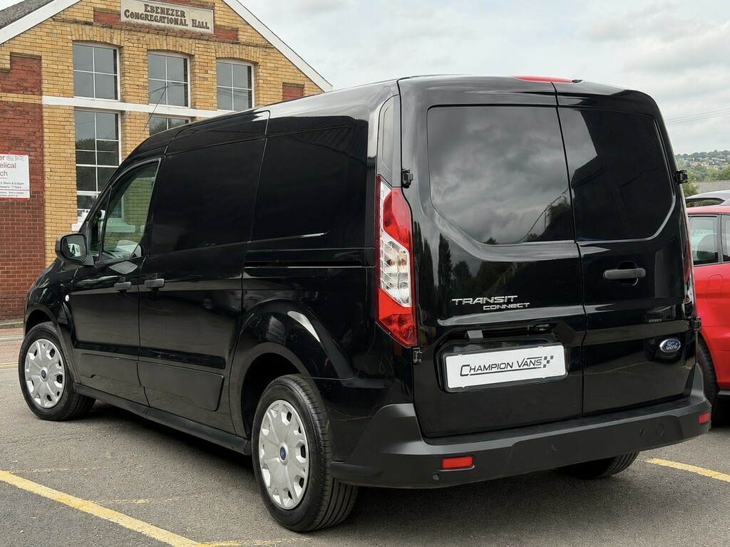 Ford Transit Connect 1.5 Transit Connect Trend Dciv Lwb 240 L2 1.5L Eco Black