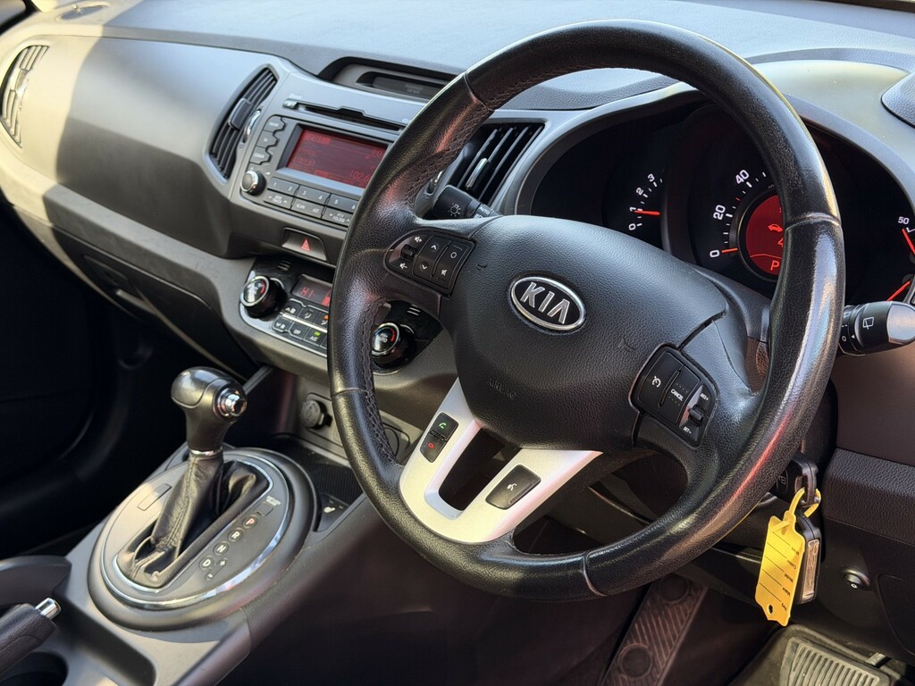 Kia Sportage 2011 2.0 Crdi Kx-2 Awd Euro 5 Black #6