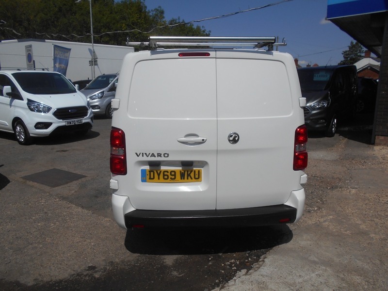 Vauxhall Vivaro 2019 L2h1 3100 Sportive White #4