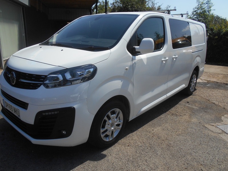 Vauxhall Vivaro 2019 L2h1 3100 Sportive White #3