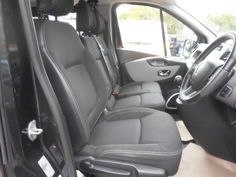 Renault Trafic Sl29 Energy Dci 125 Sport Nav Van Black #28