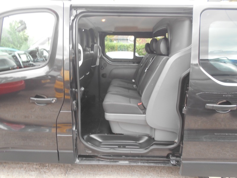Renault Trafic Sl29 Energy Dci 125 Sport Nav Van Black #16