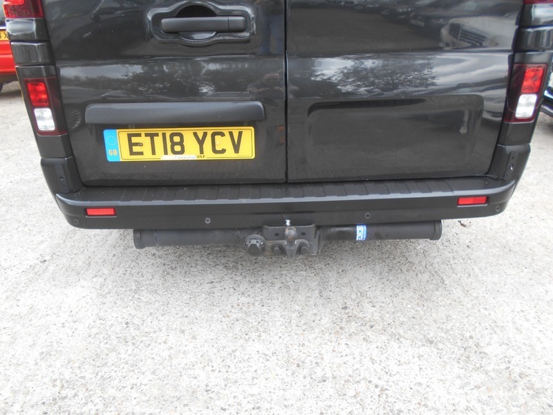 Renault Trafic Sl29 Energy Dci 125 Sport Nav Van Black #23