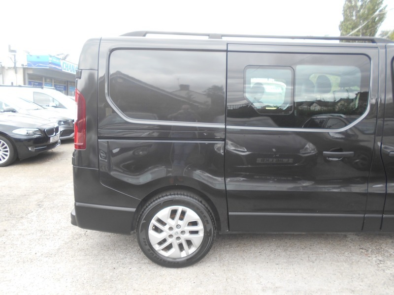 Renault Trafic Sl29 Energy Dci 125 Sport Nav Van Black #11