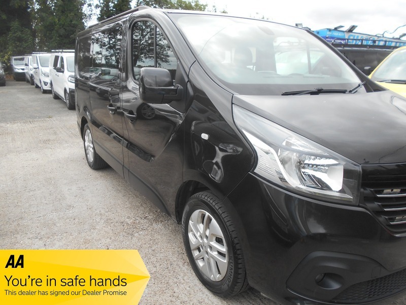 Renault Trafic 2018 Sl27 Sport Nav Black #2