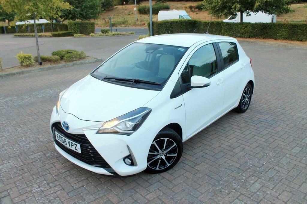 Toyota Yaris 1.5 Vvt-i Design Hatchback Euro Red #7