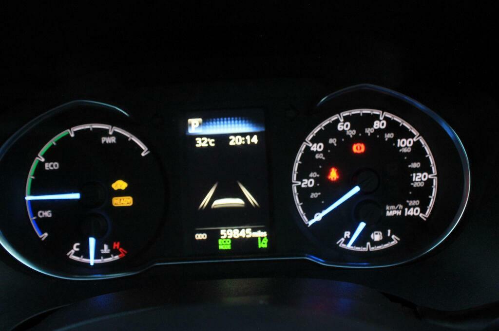 Toyota Yaris 1.5 Vvt-i Design Hatchback Euro Red #11