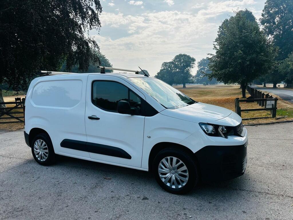 Peugeot Partner 1.5 Bluehdi 1000 Professional Standard Panel Van S White