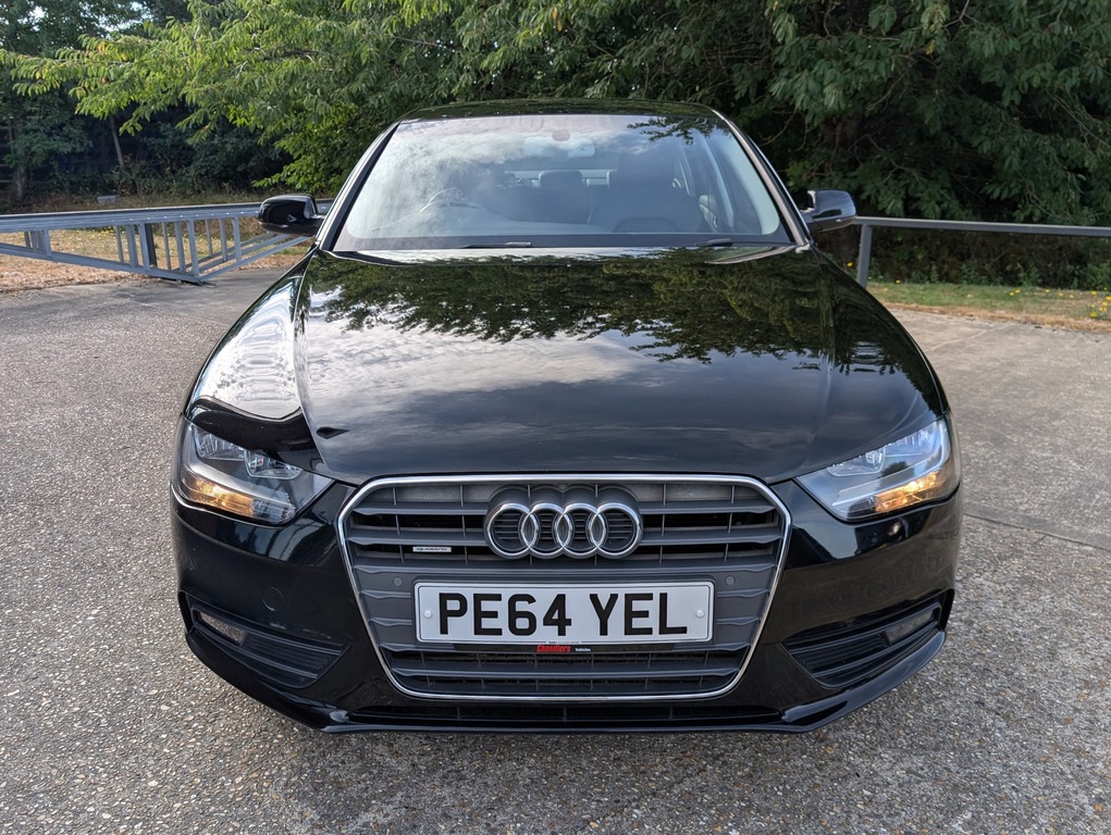 Audi A4 2.0 Tdi Se Technik Saloon Quattr Black #6