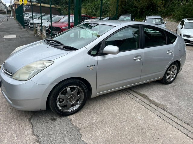 Toyota Prius 2009 1.5 T3 Hatchback Hybrid Cvt 104 G SM09BTV Silver #3