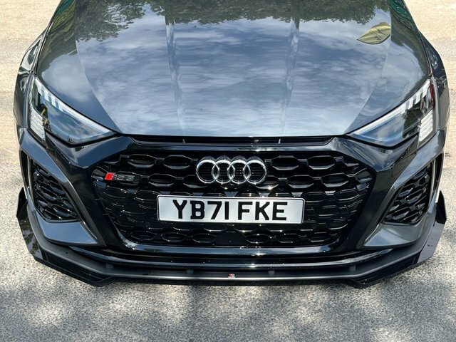 Audi RS3 2.5 Tfsi Carbon Black Sportback S Troni Black #12