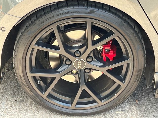 Audi RS3 2.5 Tfsi Carbon Black Sportback S Troni Black #9