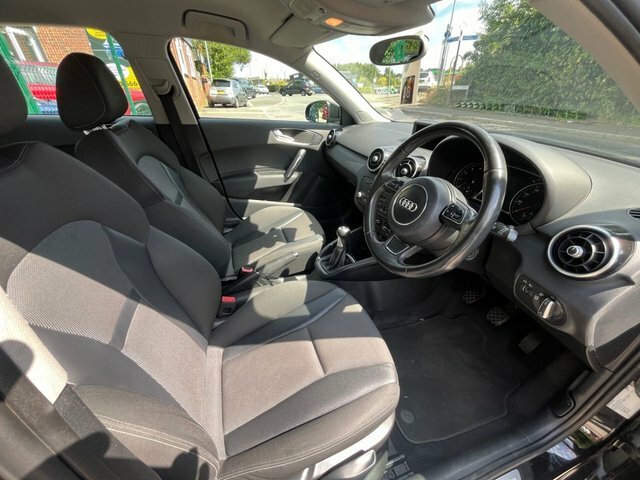 Audi A1 1.4 Tfsi S Line Style Edition S Tronic Euro 5 Ss White #14