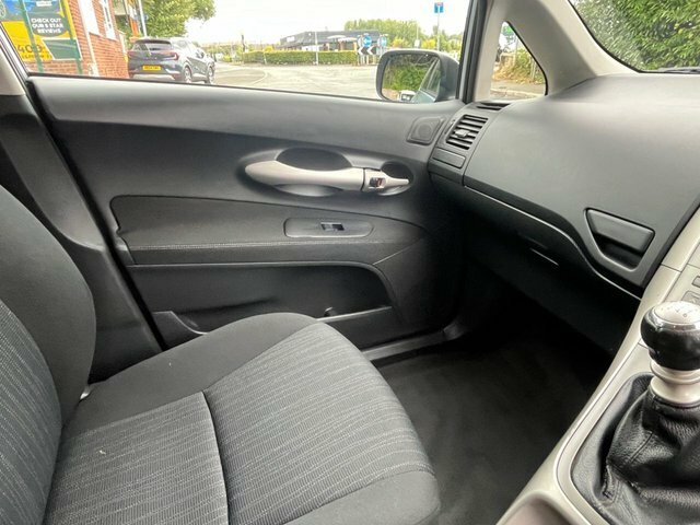 Toyota Auris 1.33 Vvt-i Tr Ss Blue #12