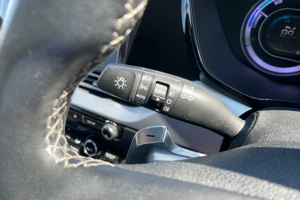 Kia Niro Suv 1.6 Gdi 2 Dct Euro 6 Ss 202171 Silver #32