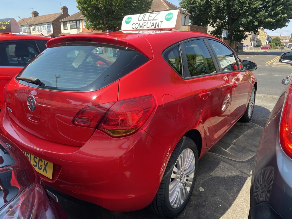Vauxhall Astra 1.4 16V Excite Euro 5 Red #5