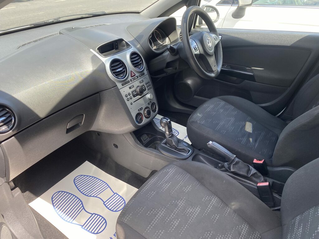 Vauxhall Corsa 1.4 16V Se Euro 5 Black #14