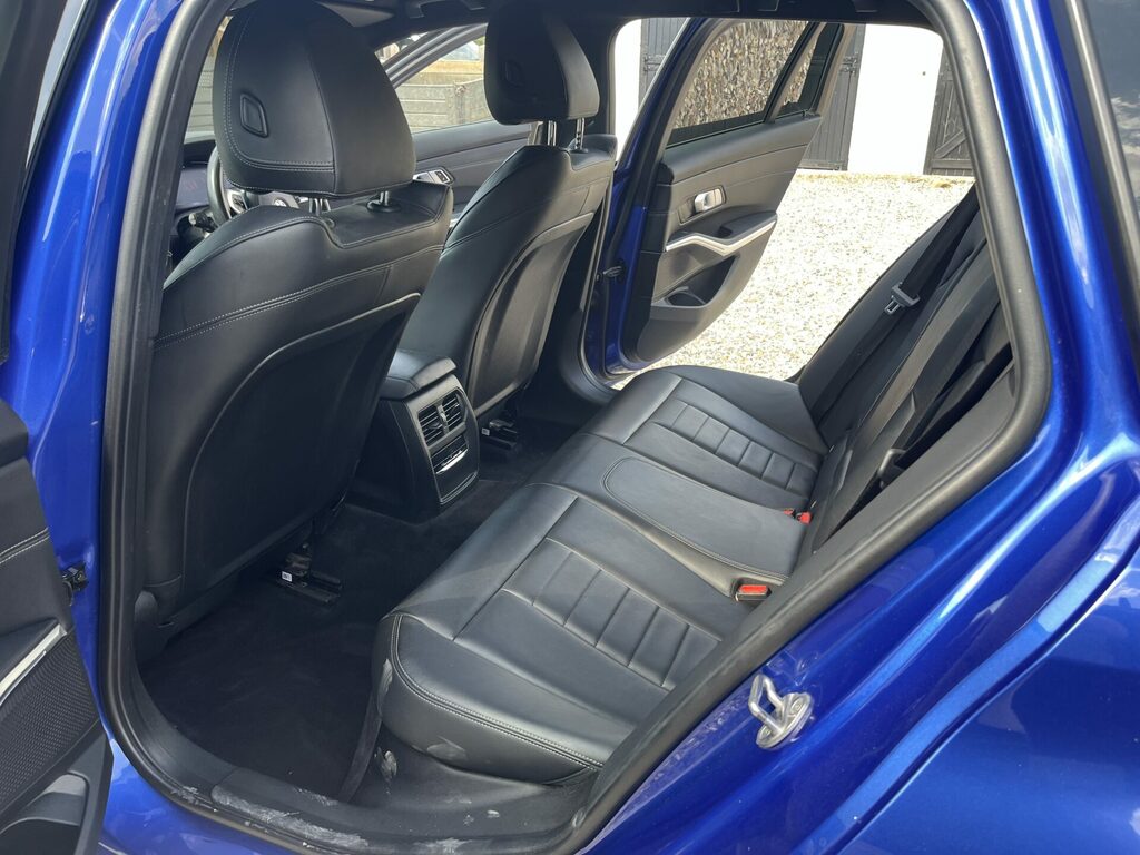 BMW 3 Series 2.0 330E M Sport EK21XWH Blue #6