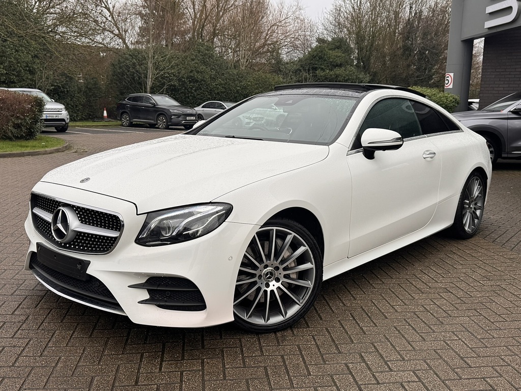 Mercedes-Benz E Class E400 V6 Amg Line White #3